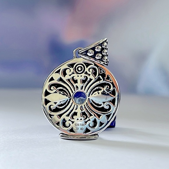 Two-toned Dot Pattern Blue Topaz Pendant - Picture 2 of 3